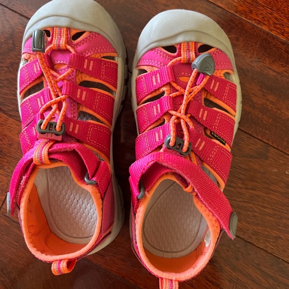 Keen Kids Sandals in Pink and Orange - Picture 1 of 4